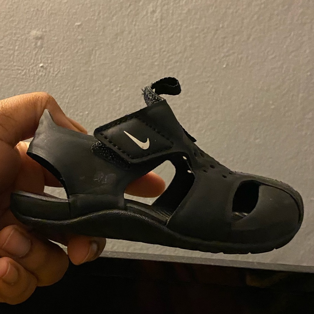 Nike Sandals!